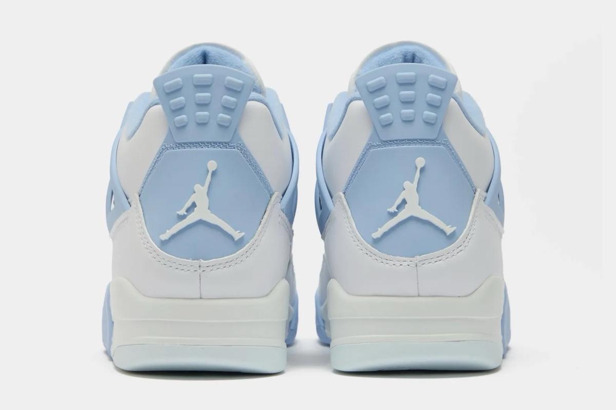 Air Jordan 4 Forget Me Not