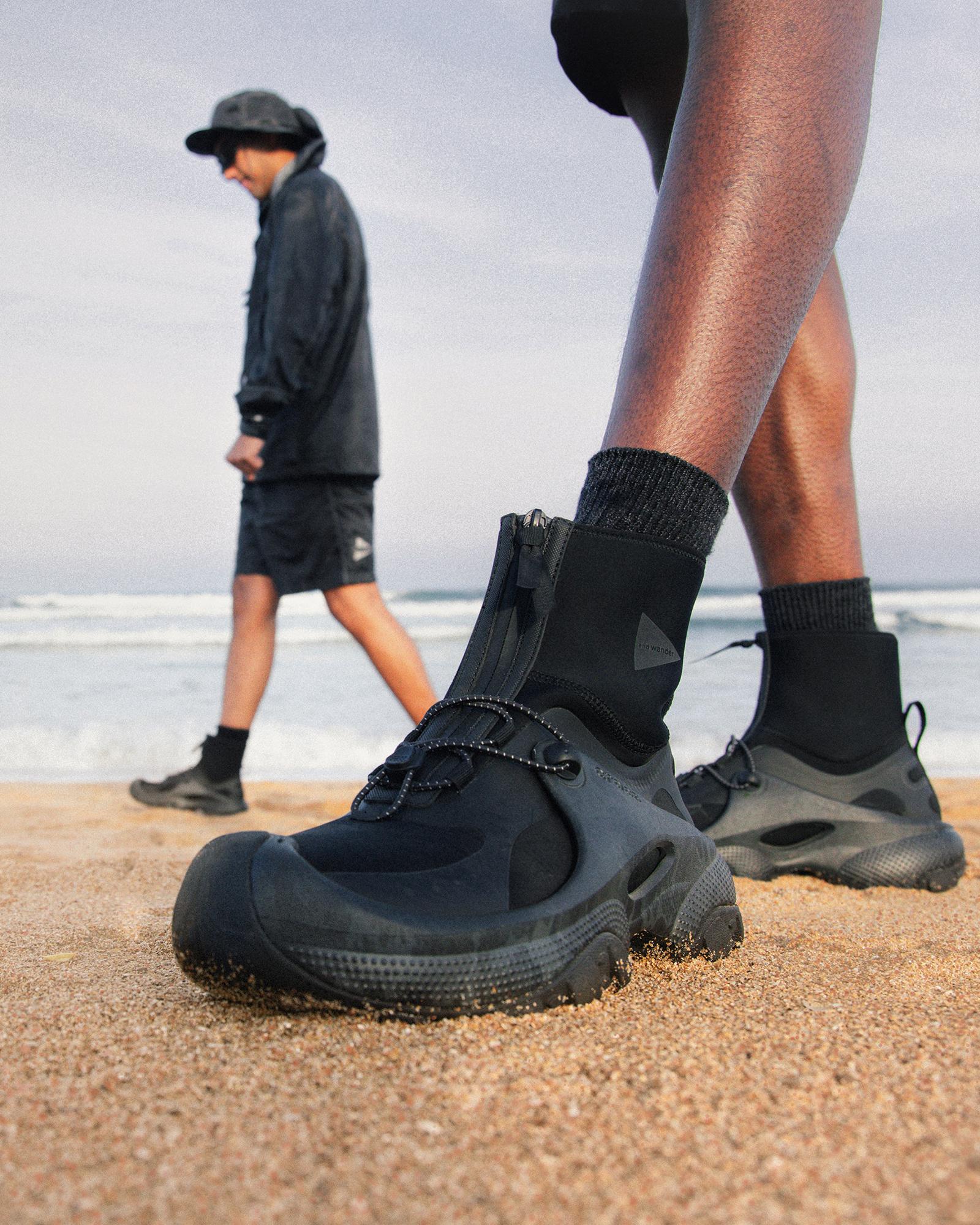 END. x and Wander x Crocs North Sea collectie