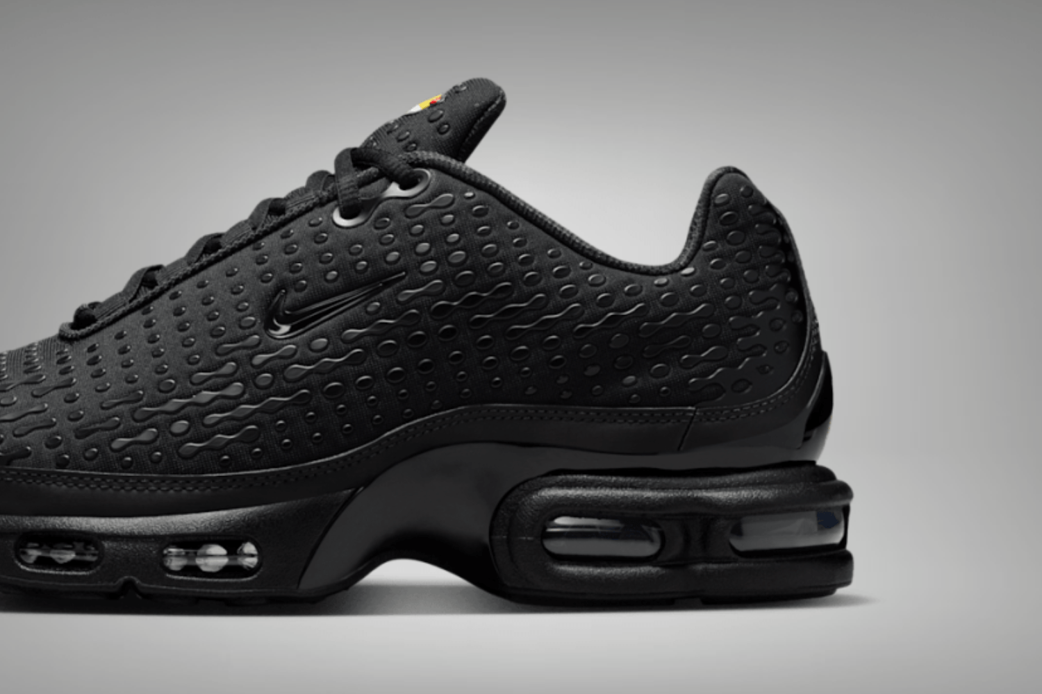 Nike Revives the Air Max Plus VII in a Sleek 'Triple Black' Colorway