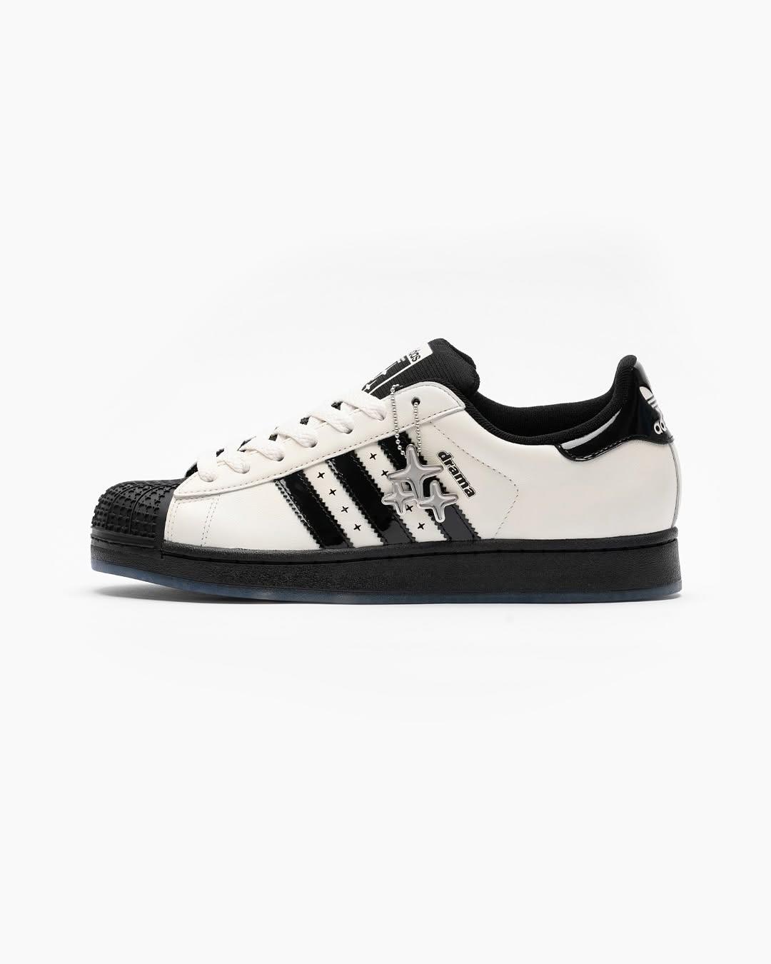 Drama Call x adidas Superstar II
