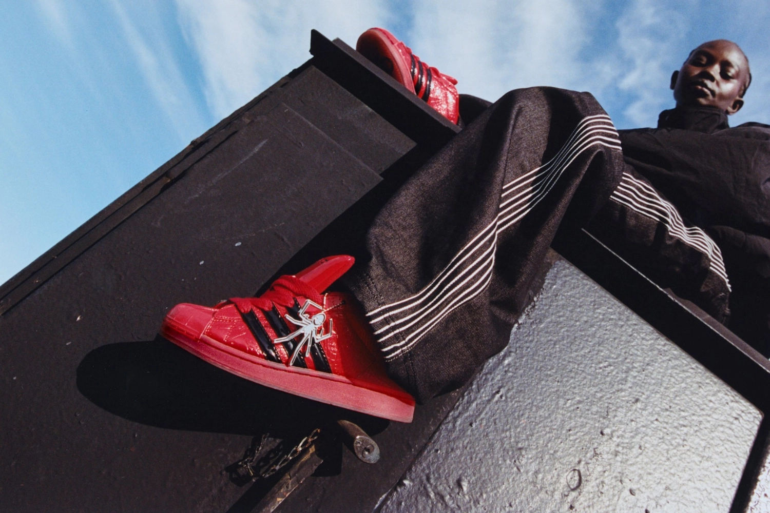 SP5DER x adidas Originals: The Superstar Supermodified Takes Over the Web