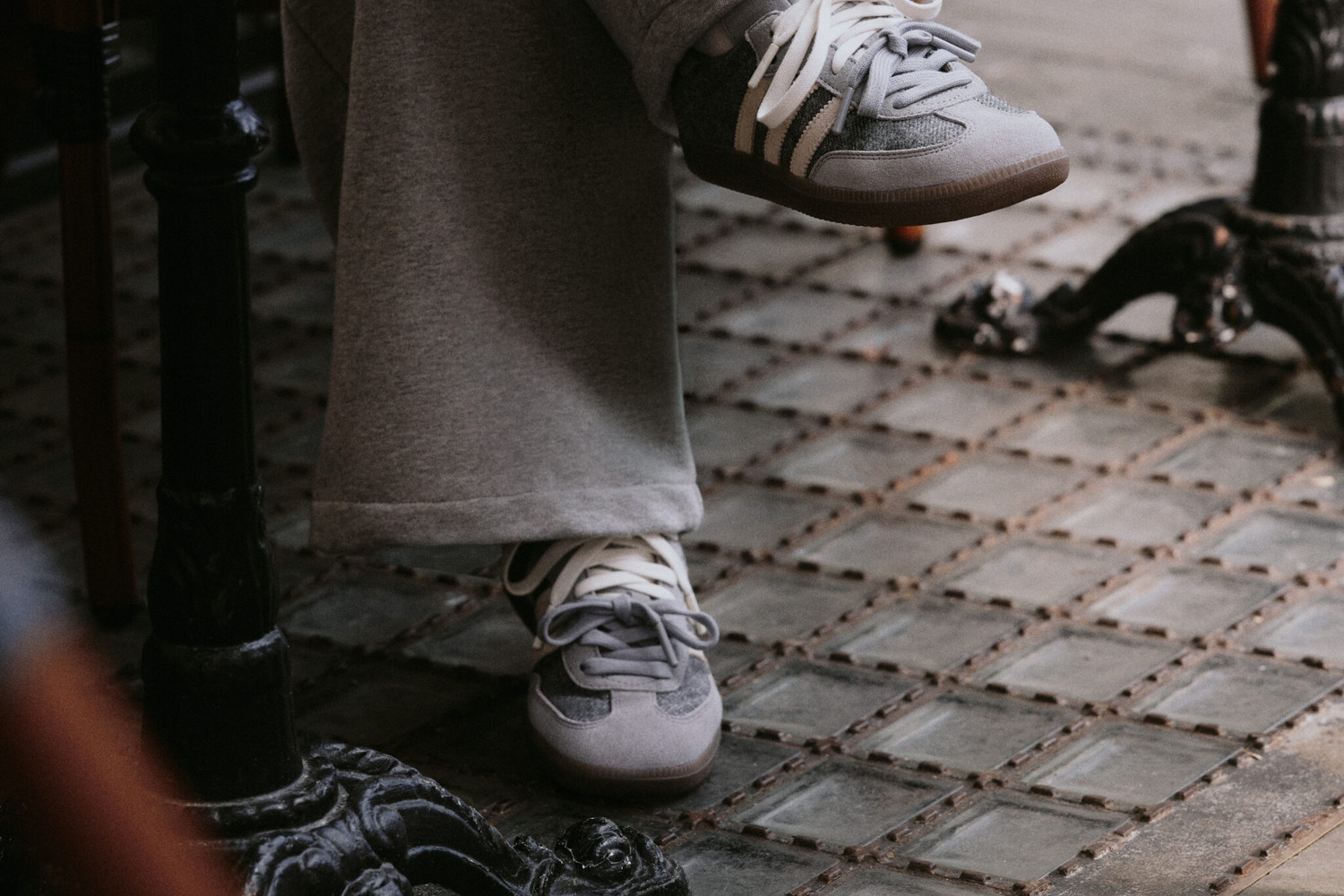 Van matcha naar grijs: Molly-Mae lanceert Samba Slate met adidas