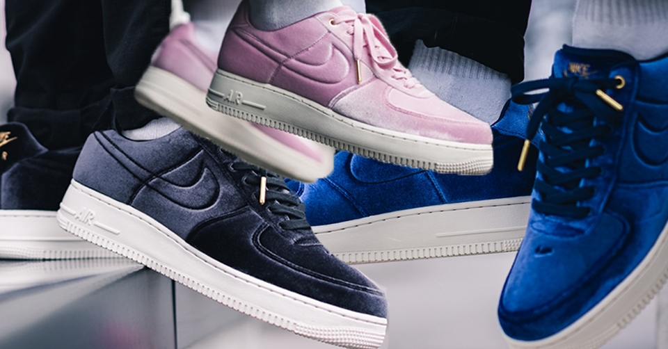 De Air Force 1 ’07 Premium 3 nu bedekt in velvet