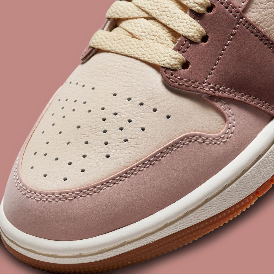 Air Jordan 1 Mid WMNS