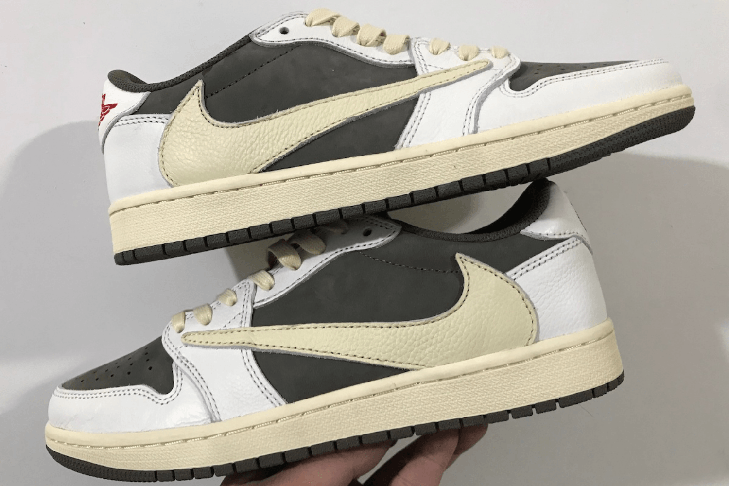 Travis Scott x Air Jordan 1 Low OG ‘Reverse Mocha’