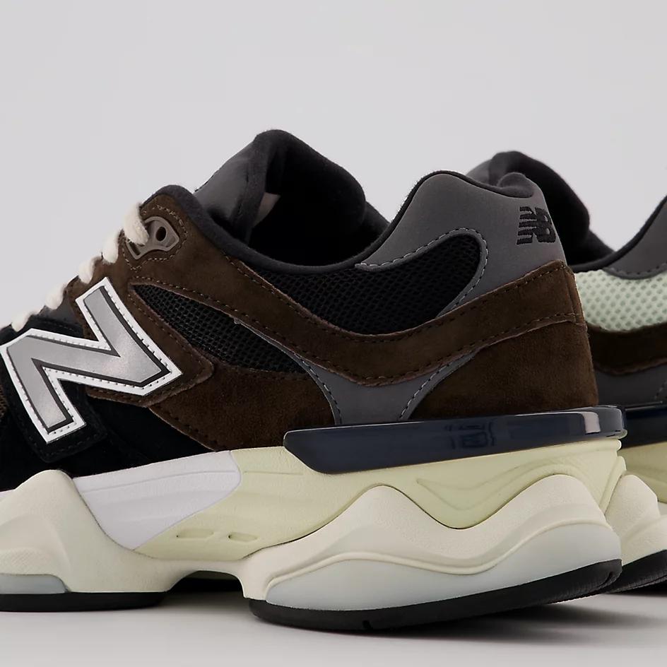 New Balance DARK BROWN 9060
