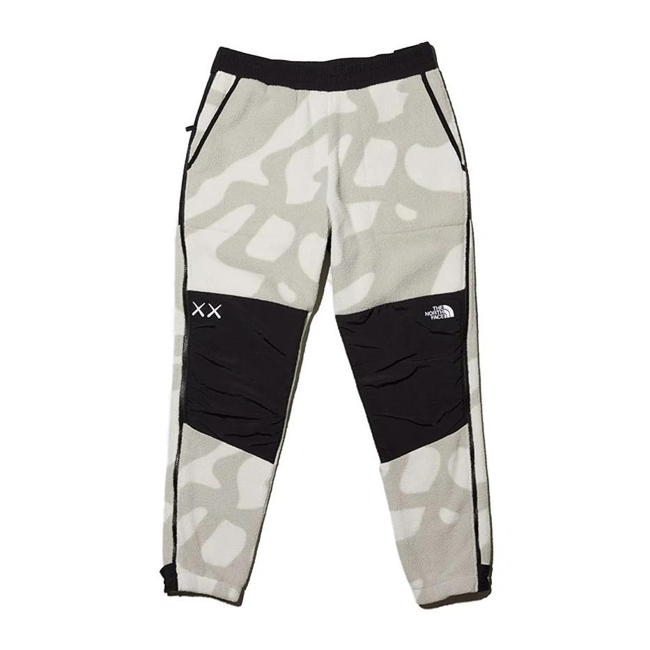 KAWS x The North Face herfst/wintercollectie