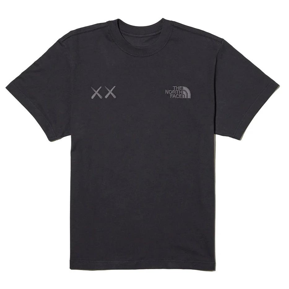 KAWS x The North Face herfst/wintercollectie