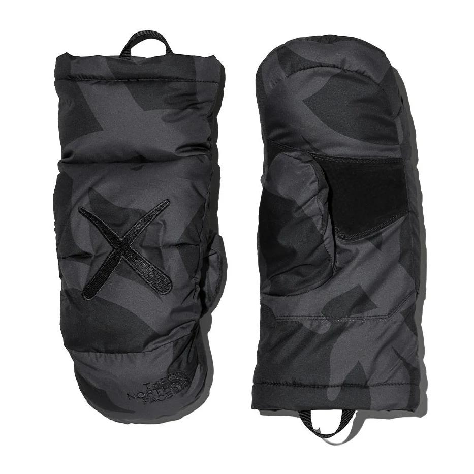 KAWS x The North Face herfst/wintercollectie