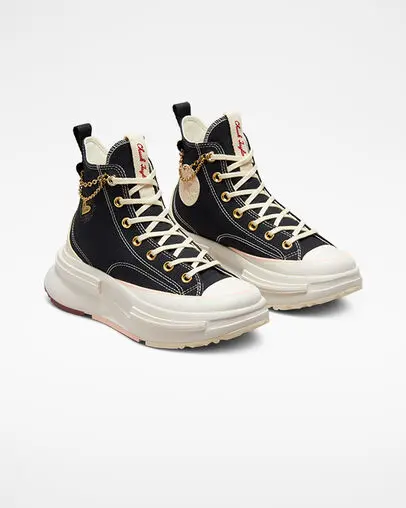 Converse Valentine's Day collectie