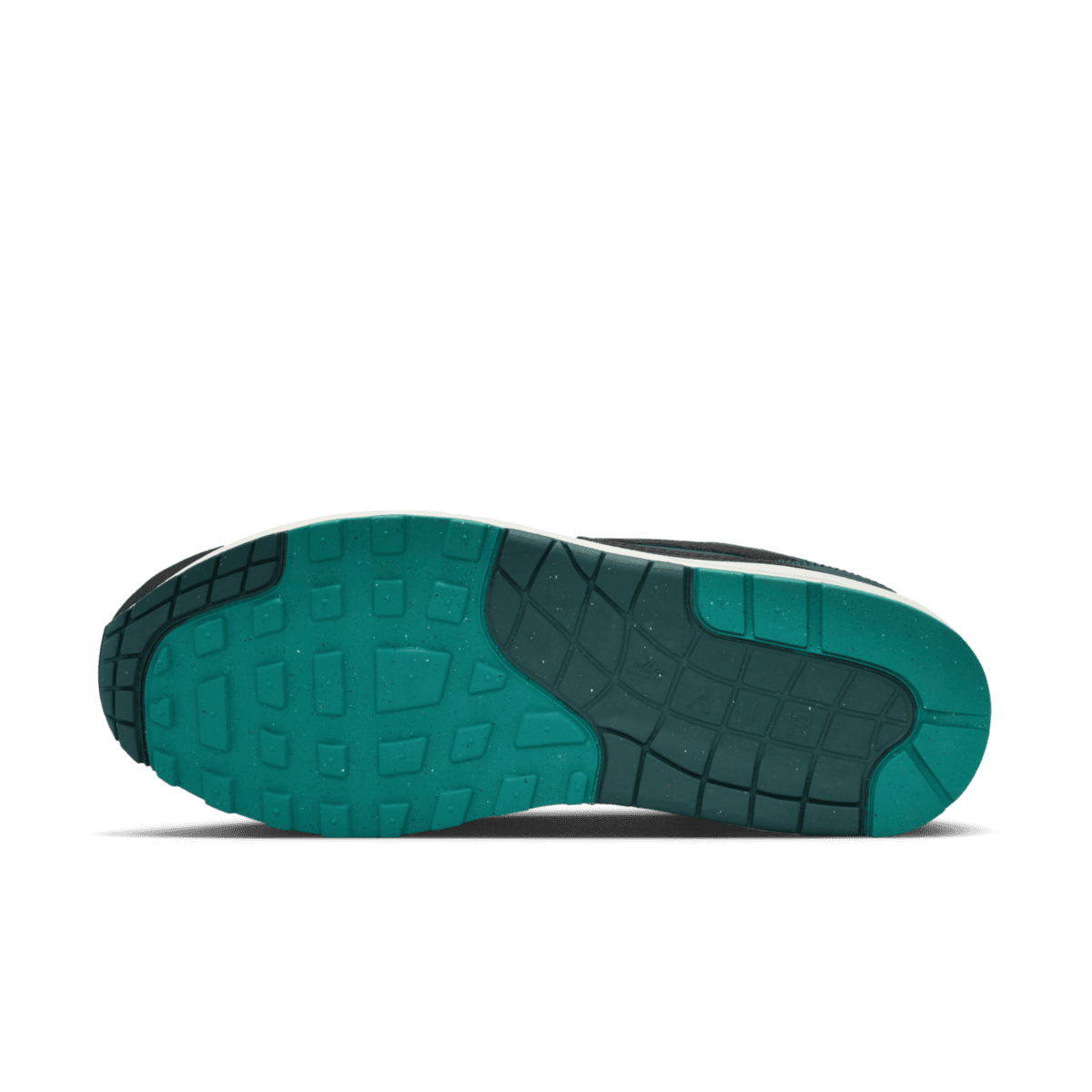 LeBron x Liverpool x Nike Air Max 1