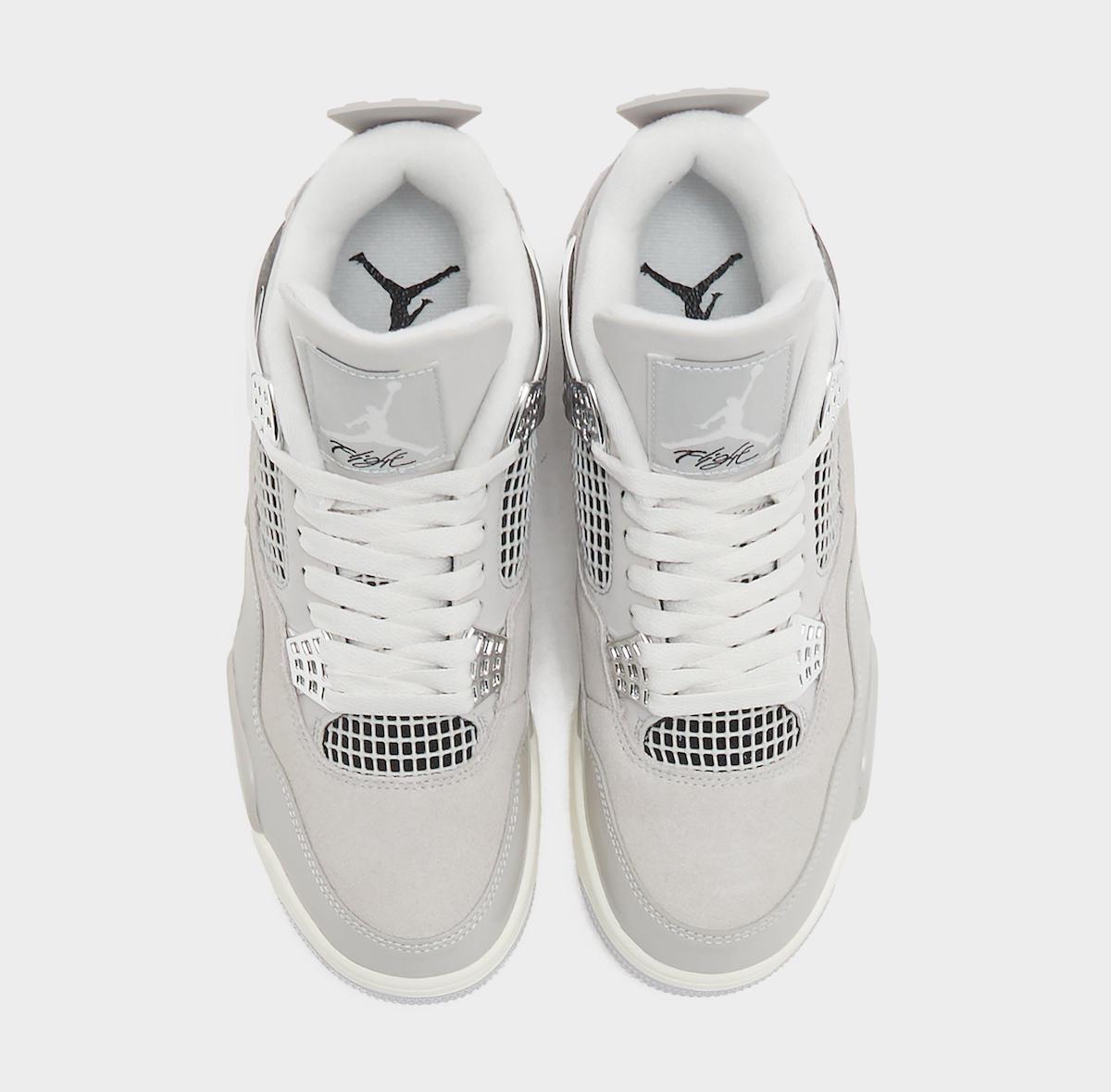 Air Jordan 4 'Frozen Moments'