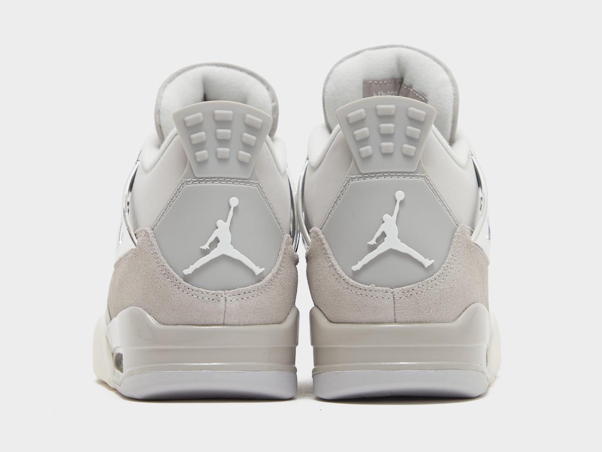 Air Jordan 4 'Frozen Moments'