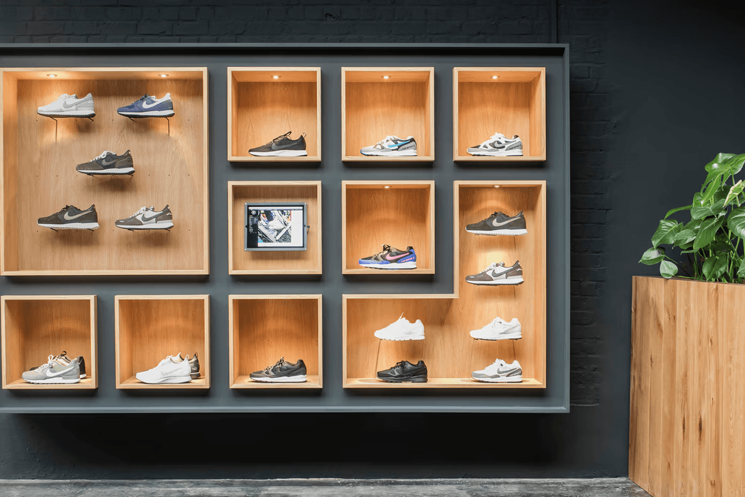 Sneaker Shopping Guide: De 8 Beste Sneaker Shops in Antwerpen