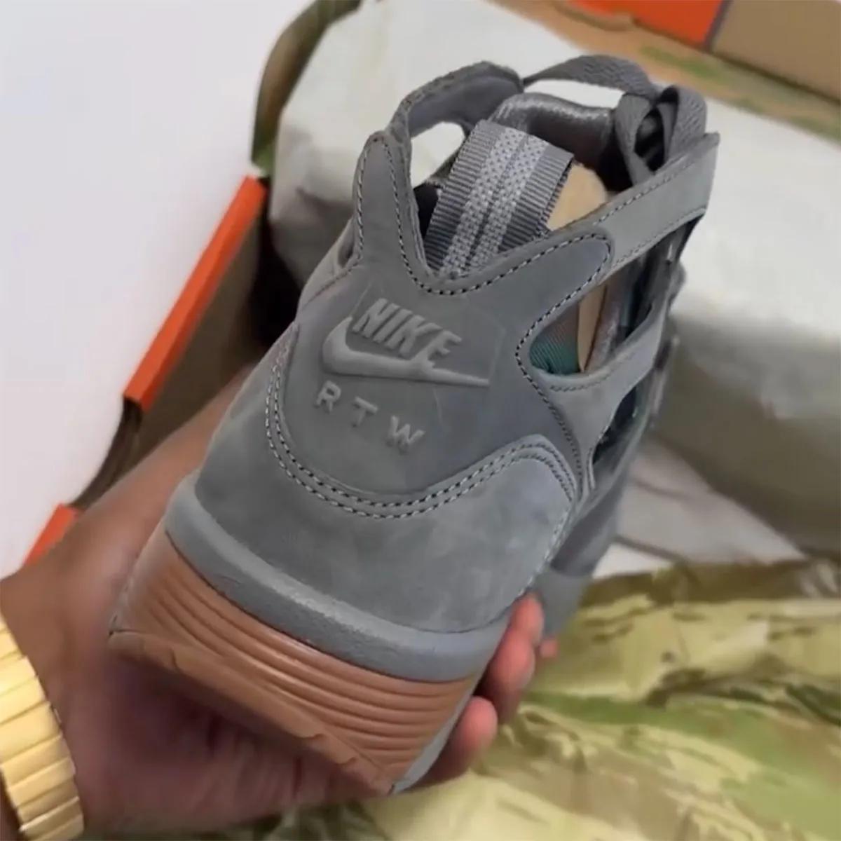 Corteiz x Nike Air Trainer Huarache 'Flat Pewter' FQ8793-001