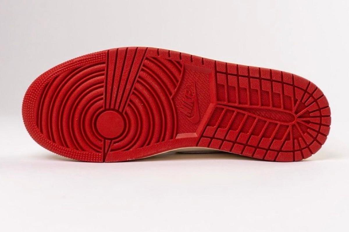 Air Jordan 1 High OG Rare Air Cinnabar