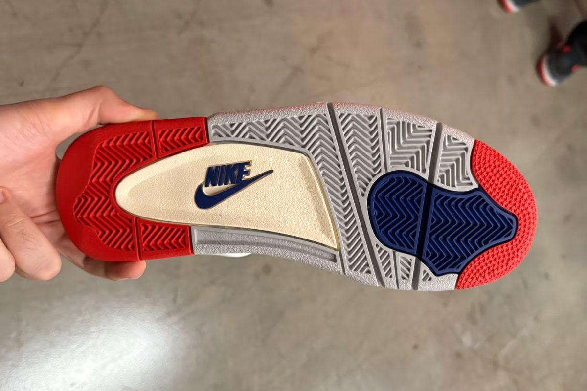 Air Jordan 4 Rare Air