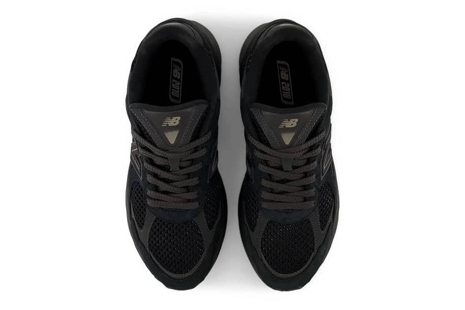 New Balance 2010 ‘Black’ sneaker