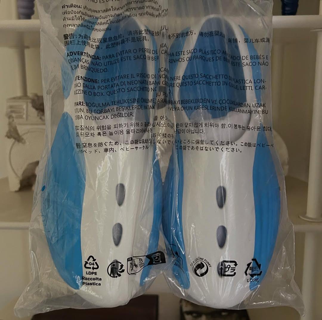 Steven Smith x Crocs