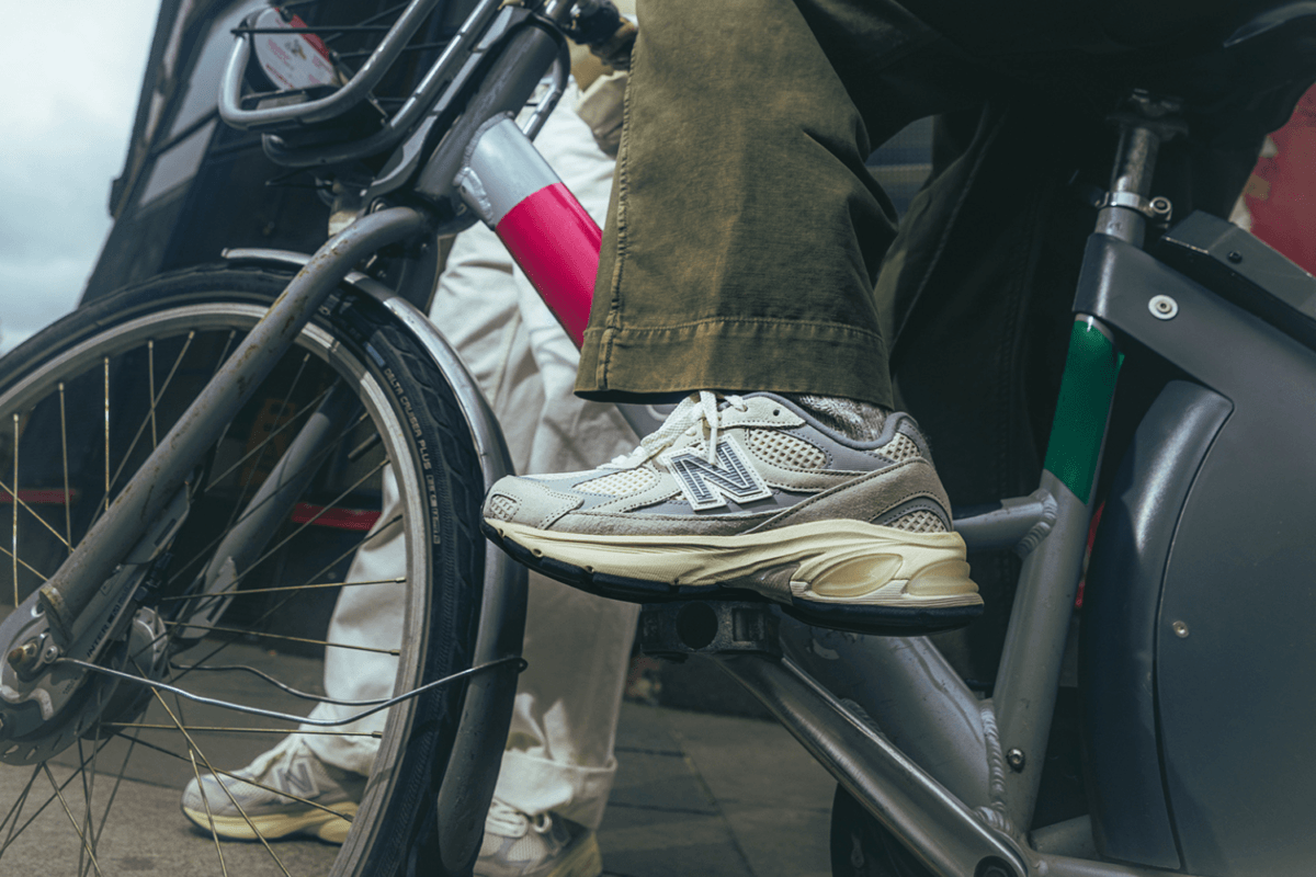 END. viert 20 jaar met exclusieve New Balance 2010 ‘Moonbeam’ release