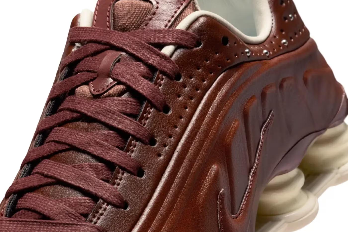 Nike Shox R4 Dark Pony