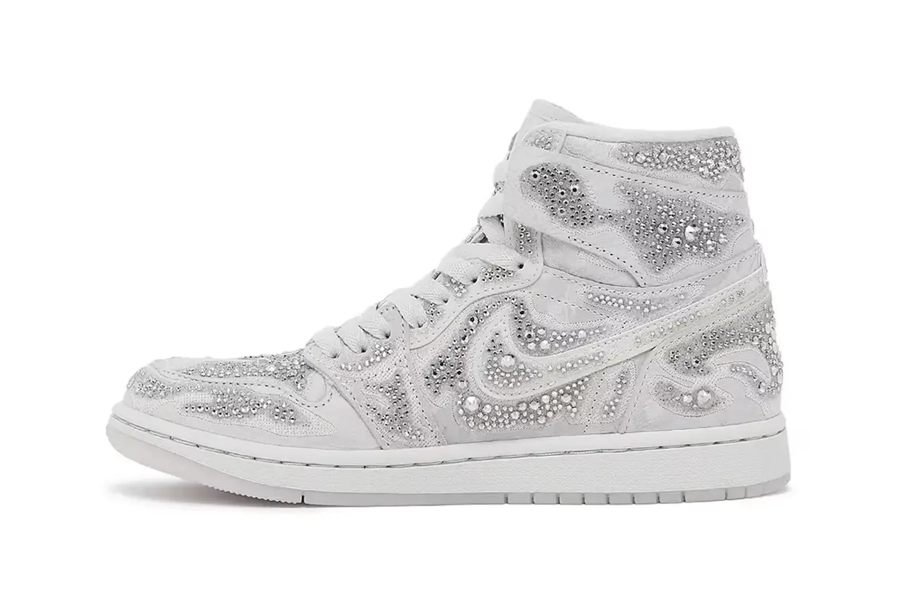 Swarovski x Air Jordan 1 High OG
