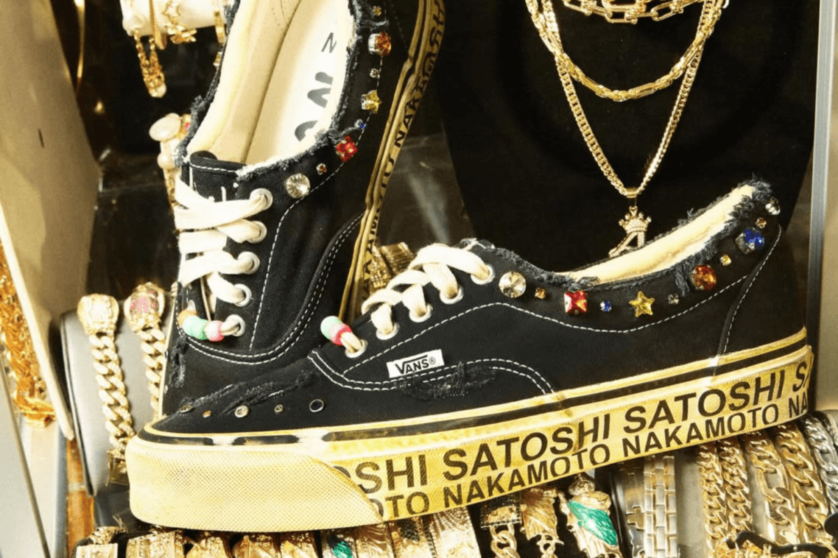 Satoshi Nakamoto's volgende OTW by Vans collab is om door een ringetje te halen