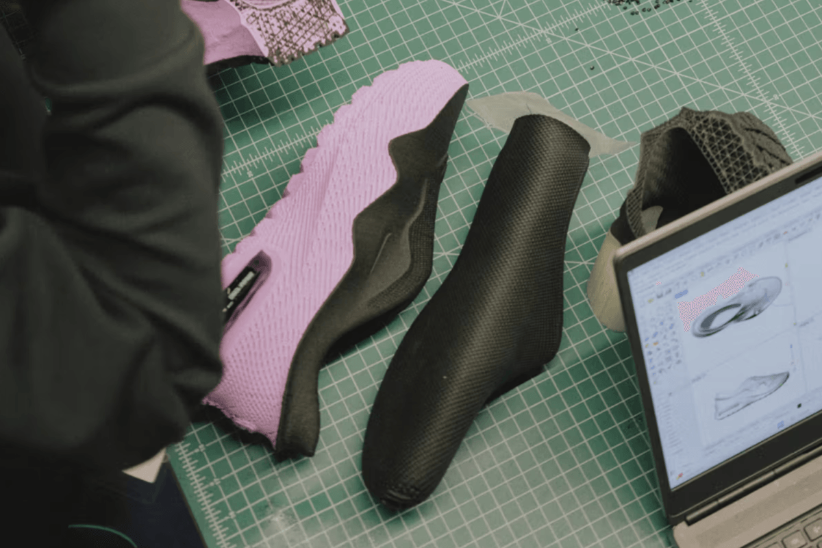 Nike en Zellerfeld onthullen eerste Multicolor-versie van de Air Max 1000