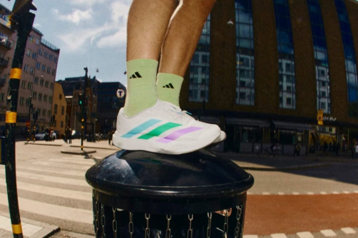 Performance ontmoet lifestyle: Alles over de SNS x adidas Adizero Evo SL