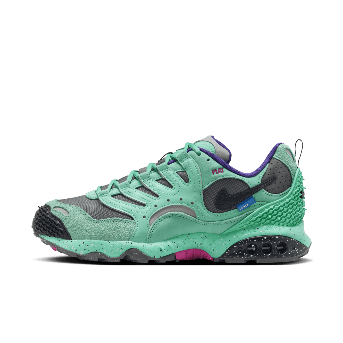 UNDEFEATED x Nike Air Terra Humara 'Light Menta' FN7546-301