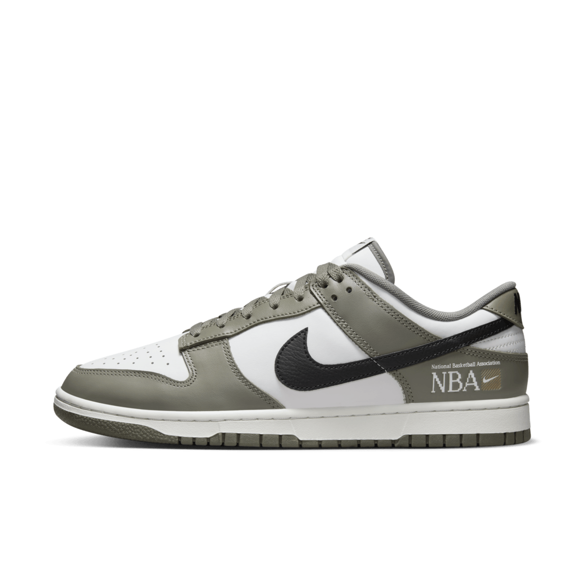 Nike Dunk Low 'NBA Paris' FZ4624-001