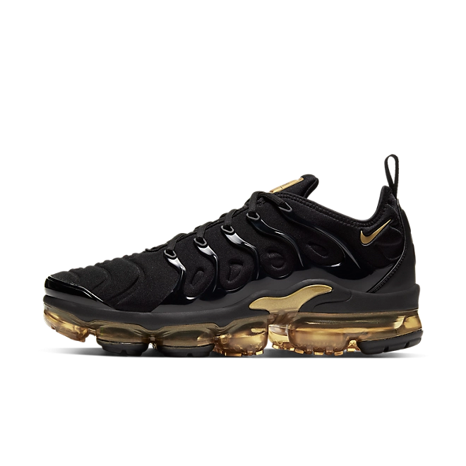 Nike Air VaporMax Plus Black Metallic Gold