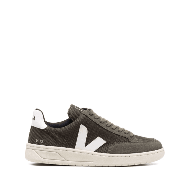 VEJA V-12 lace-up