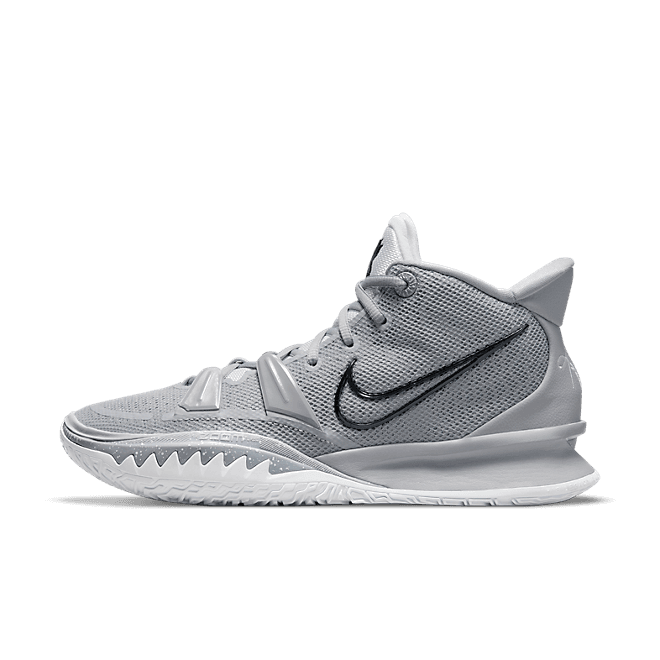 Nike Kyrie 7 TB Basketball