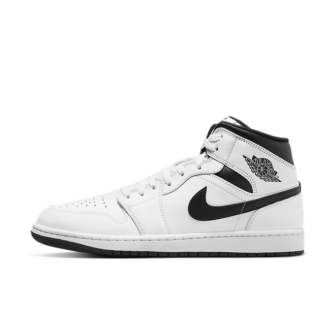 Air Jordan 1 Mid 'White Black' DQ8426-132