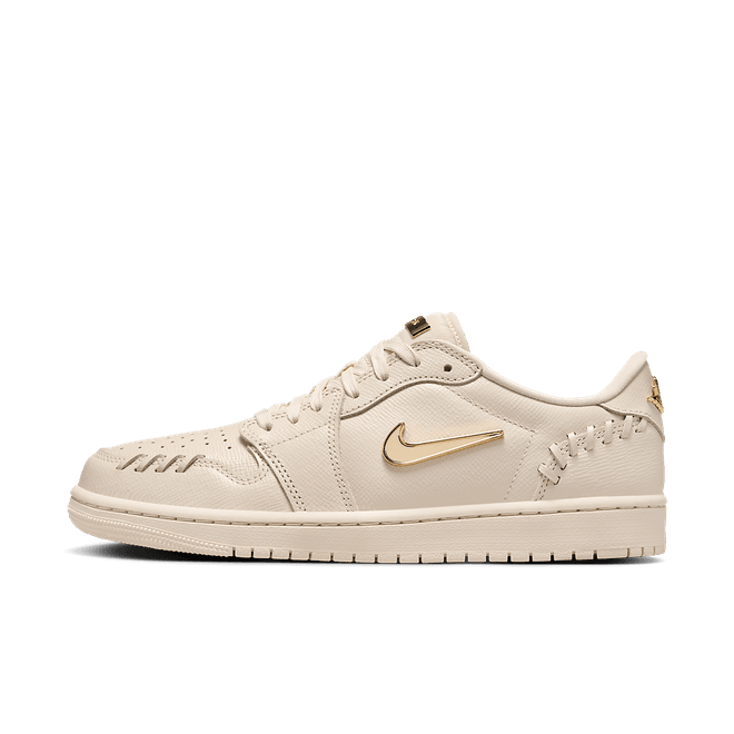 Air Jordan 1 Low WMNS 'Legend Light Brown' - Method of Make