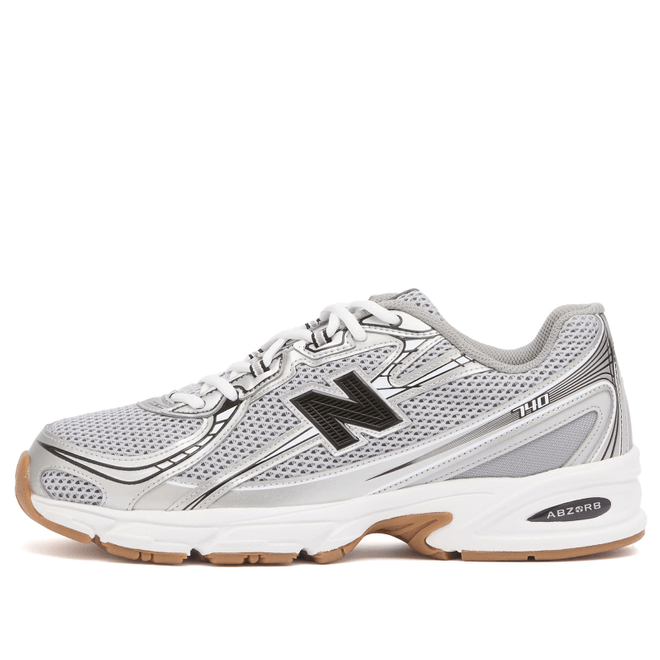 New Balance 740