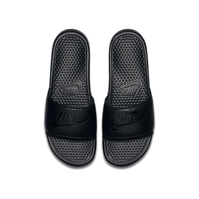 Nike Benassi
