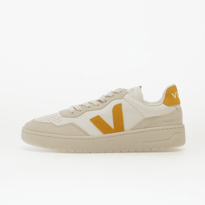 Veja V-90 White