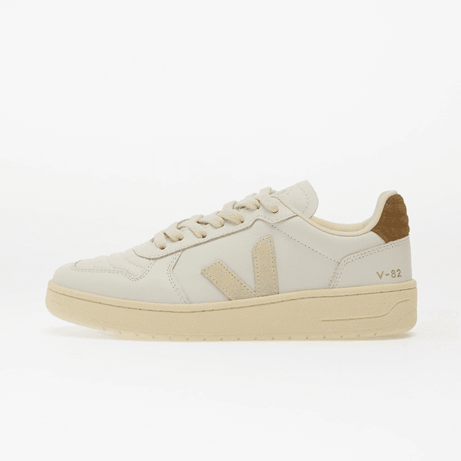 Veja W V-82 II White