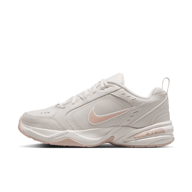 Nike Air Monarch IV work-out